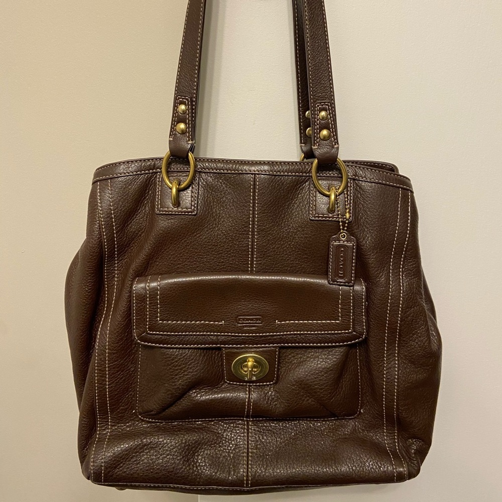 Coach Leather Brown Shoulder bag